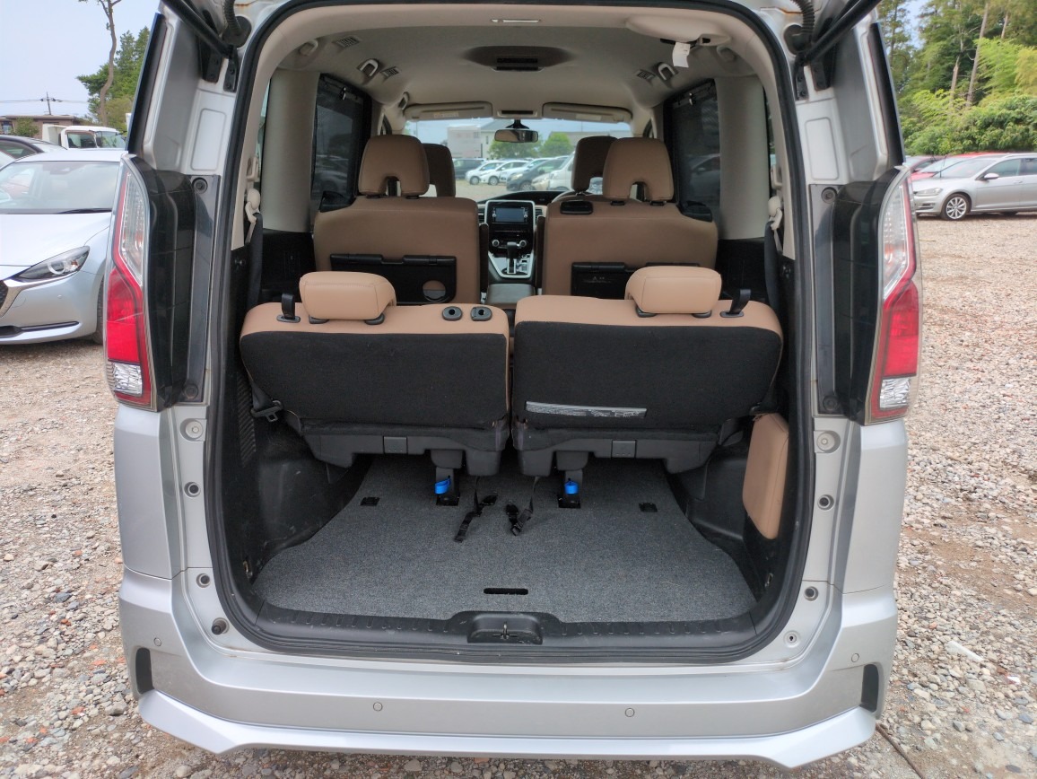 NISSAN SERENA 2017 | HIGHWAY STAR